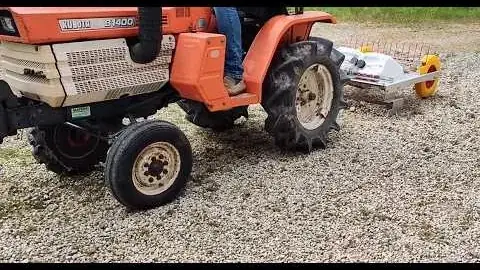 Démonstration CYRiX avec un micro-tracteur
